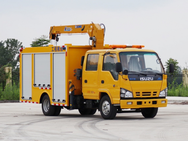 五十鈴帶吊工程救險(xiǎn)車(chē)